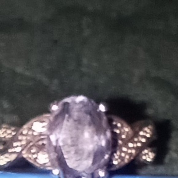 10k White Gold Ring - Picture 3 of 6